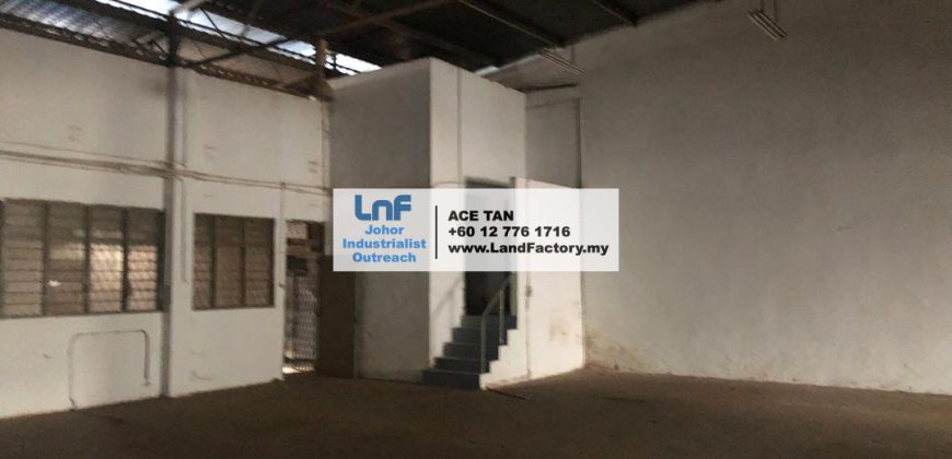 Johor Jaya – Corner 1.5 Storey Factory – SALE