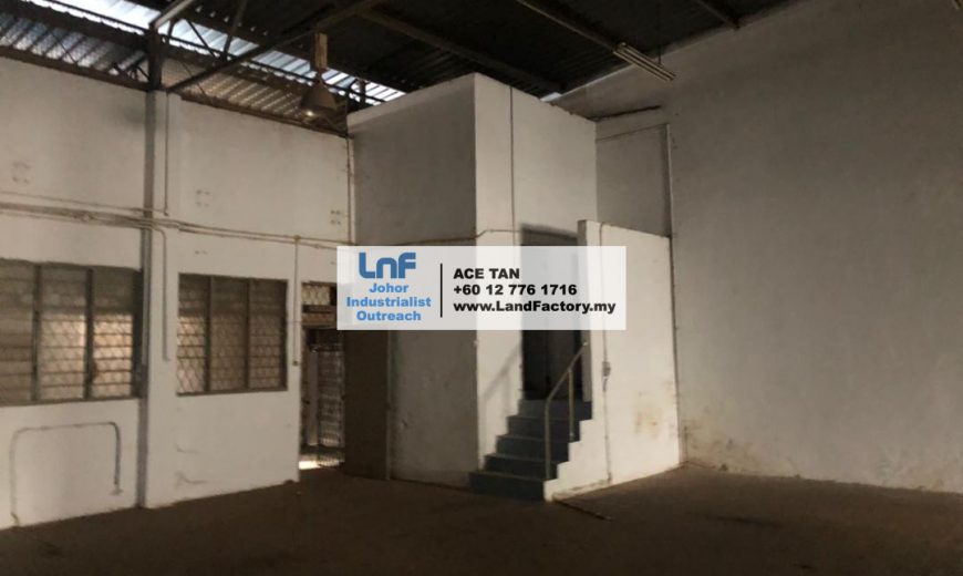 Johor Jaya – Corner 1.5 Storey Factory – SALE