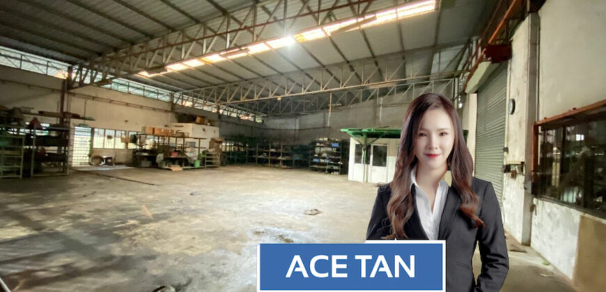Johor Jaya – 1.5 Storey Semi Detached Factory – FOR RENT