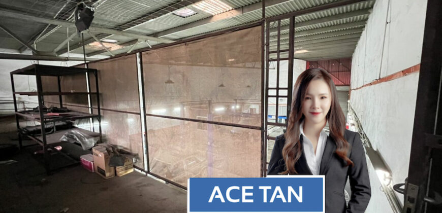 Taman Johor Jaya – 1.5 Storey Terrace Factory – FOR RENT