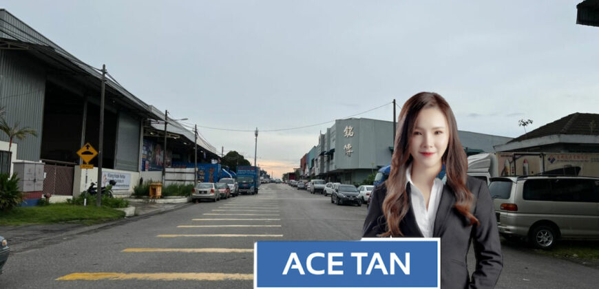 Taman Johor Jaya – 1.5 Storey Terrace Factory – FOR RENT