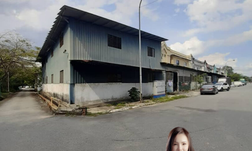 Taman Putri Kulai – 1.5 Storey Corner Terrace Factory – FOR RENT