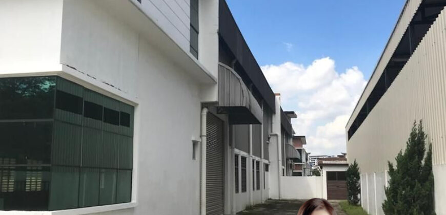 Kempas Utama Industrial Park – 1.5 Storey Corner Detached Factory – FOR RENT