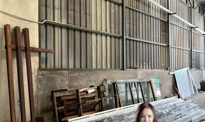 Mount Austin – Single Storey Terrace Factory – FOR RENT