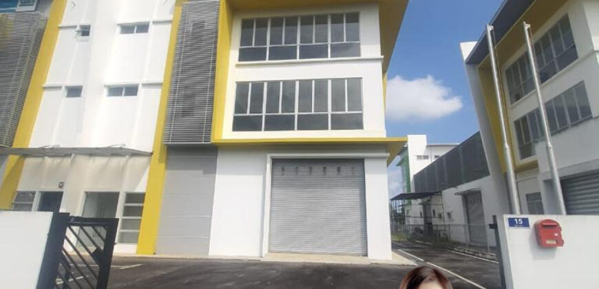 Taman Cemerlang Lancar Saleng – 3 Storey Cluster Factory – FOR RENT