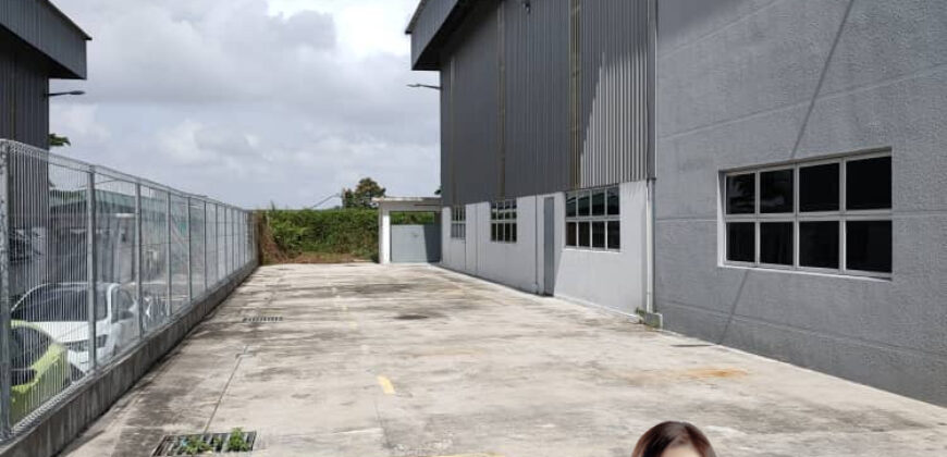 Desa Cemerlang – Semi Detached Factory – FOR RENT