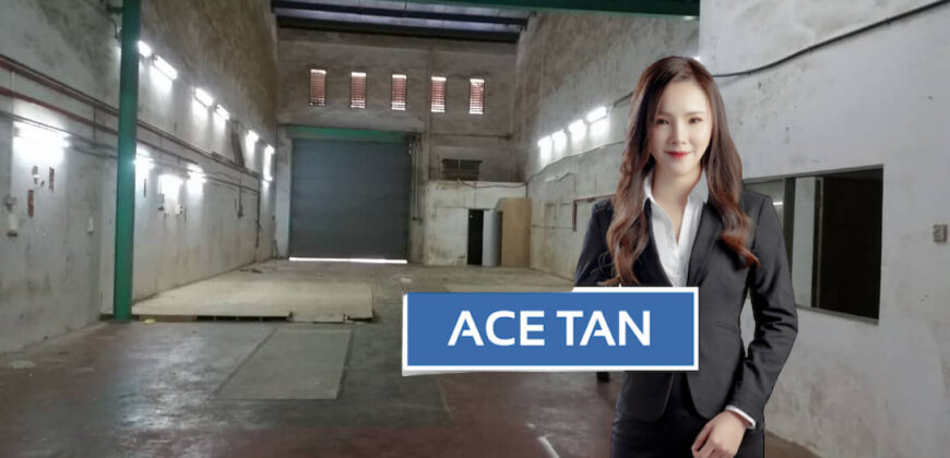 Mount Austin – 1.5 Storey Terrace Factory – FOR RENT