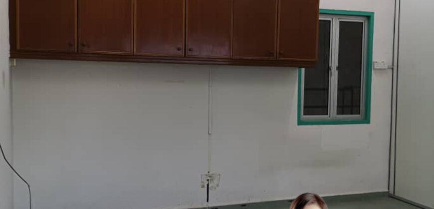 Mount Austin – 1.5 Storey Terrace Factory – FOR RENT