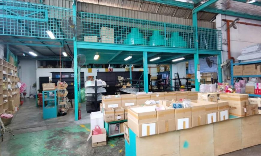 Johor Jaya – 1.5 Storey Corner Terrace Factory – FOR SALE