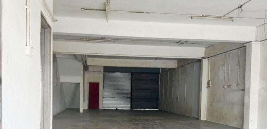 Taman Universiti – 1.5 Storey Terrace Factory – FOR SALE