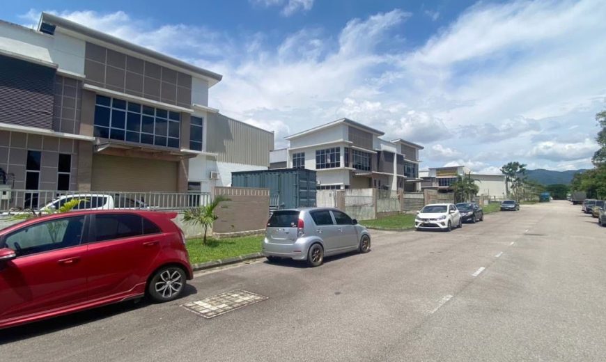 Taman Lagenda Putra @ Kulai – Corner Cluster Factory – FOR SALE