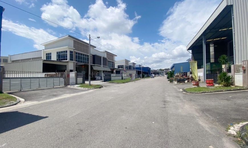 Taman Lagenda Putra @ Kulai – Corner Cluster Factory – FOR SALE