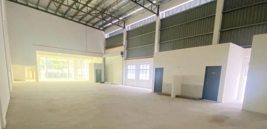 Kempas Utama – Semi Detached Factory – FOR RENT