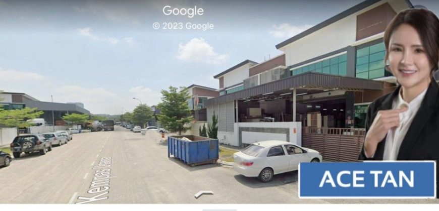 Kempas Utama – 1.5 Storey Corner Cluster Factory – FOR RENT