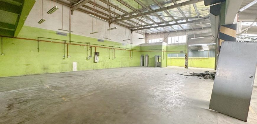 Taman Sri Yaacob – 1.5 Storey Semi Detached Factory – FOR RENT