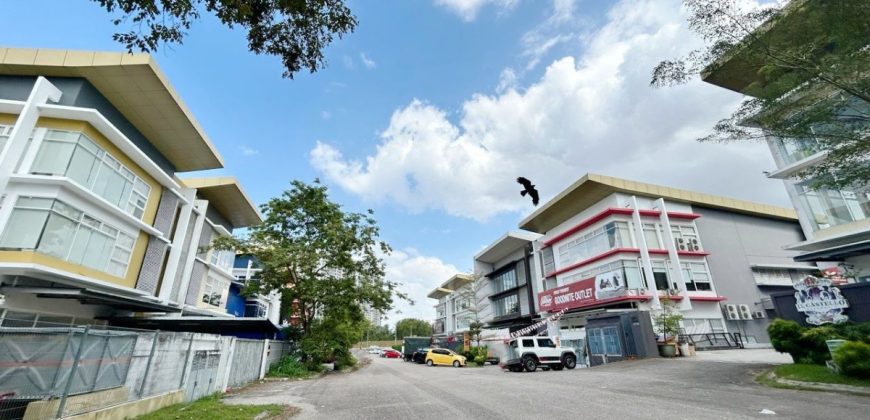 Kempas Business Park – 3 Storey Semi Detached Factory – FOR SALE
