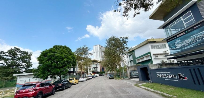 Kempas Business Park – 3 Storey Semi Detached Factory – FOR SALE
