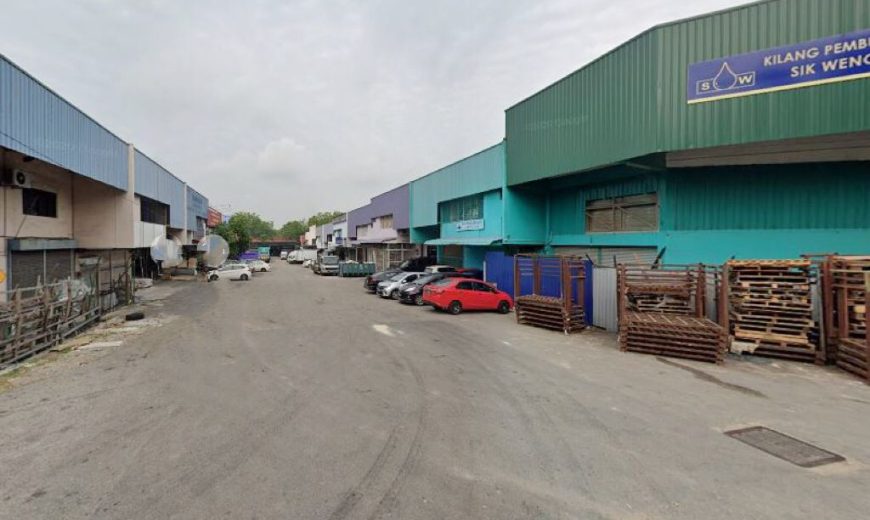 Johor Jaya – 1.5 Storey Corner Terrace Factory – FOR SALE