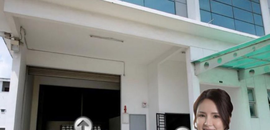 Kempas Utama – 1.5 Storey Semi Detached Factory – FOR RENT