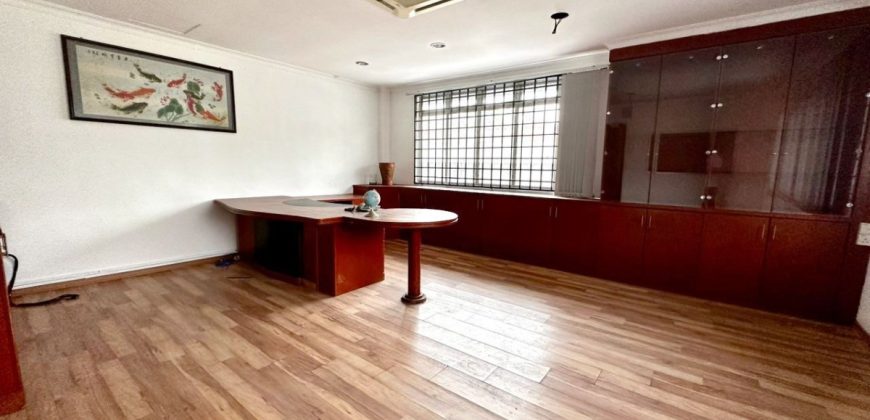 Kawasan Perindustrian Kempas – 1.5 Storey Semi Detached Factory – FOR SALE