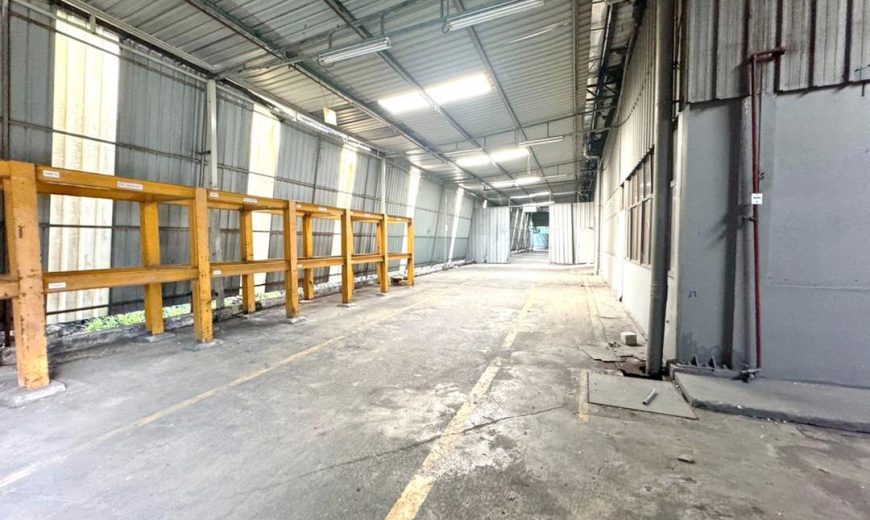 Tampoi – Detached Factory – FOR RENT