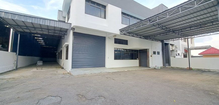 Desa Cemerlang – Semi Detached Factory – FOR RENT