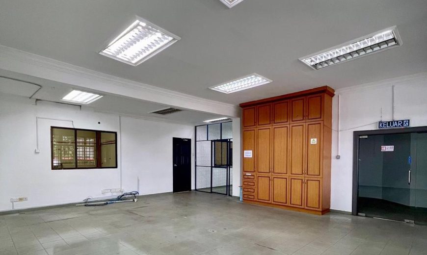 Desa Cemerlang – 1.5 Storey Semi Detached Factory – FOR RENT