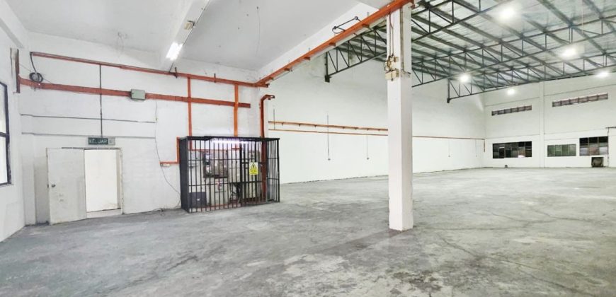 Taman Perindustrian Cemerlang – 1.5 Storey Semi Detached Factory – FOR SALE