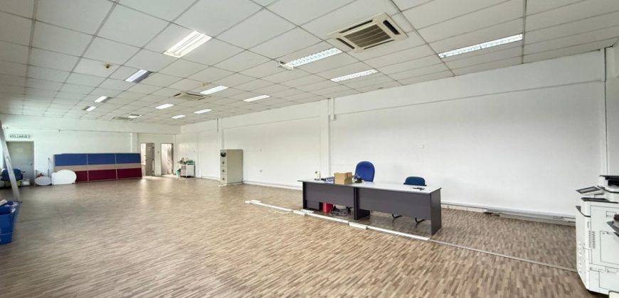 Kawasan Perindustrian Taman Johor – 1.5 Storey Semi Detached Factory – FOR RENT