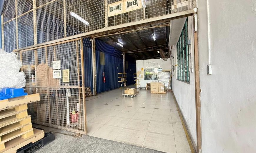 Desa Cemerlang – 1.5 Storey Semi Detached Factory – FOR SALE