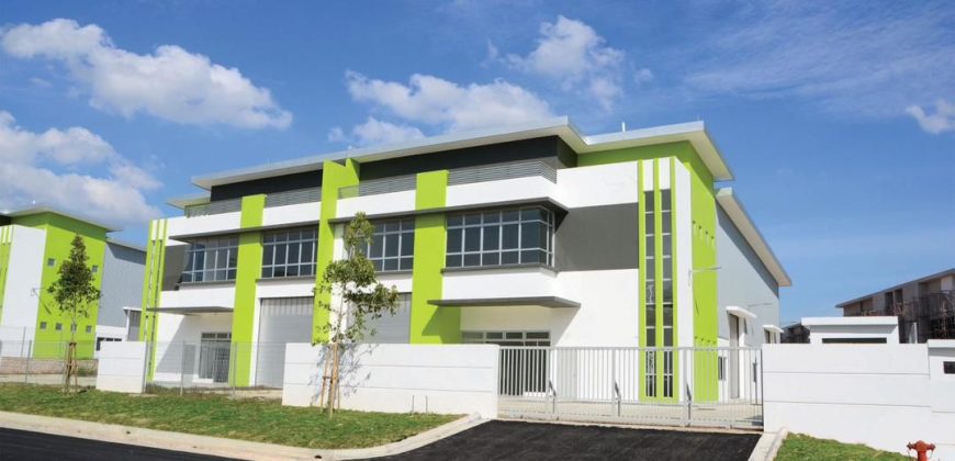 Impian Emas – 1.5 Storey Semi Detached Factory – FOR SALE