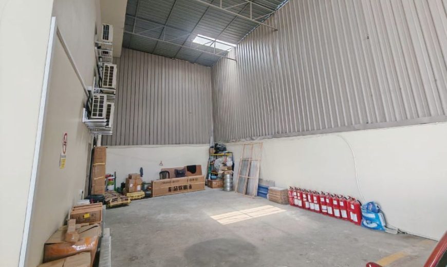 Kawasan Perindustrian Kota Puteri – 2 Storey Corner Terrace Factory – FOR RENT