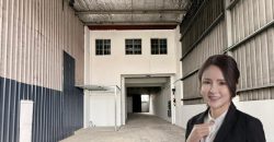 Mount Austin Industrial – 1.5 Storey Terrace Factory – FOR RENT