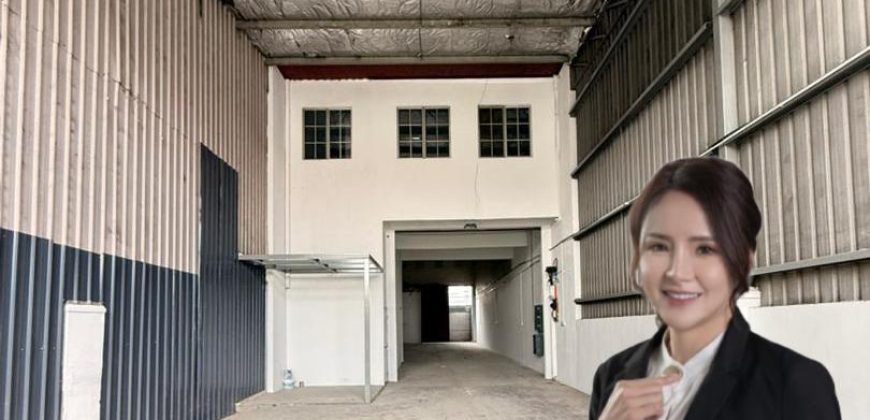 Mount Austin Industrial – 1.5 Storey Terrace Factory – FOR RENT