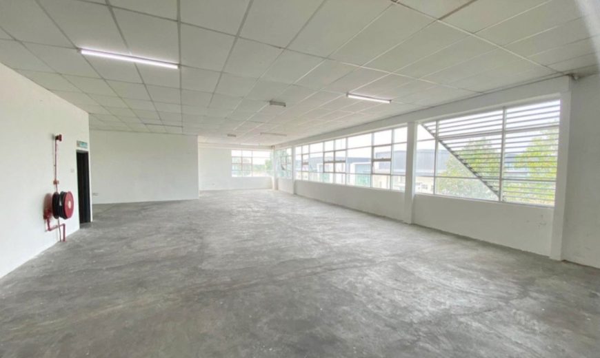 Pekan Nanas – 1.5 Storey Semi Detached Factory – FOR SALE