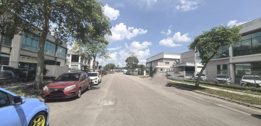 Kawasan Perindustrian Kempas – 2 Storey Semi Detached Factory – FOR SALE