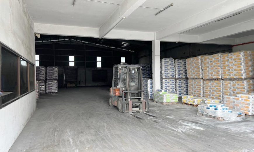 Kawasan Perindustrian Taman Johor – 1.5 Storey Semi Detached Factory – FOR RENT