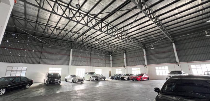 Kempas Utama – 1.5 Storey Corner Detached Factory – FOR SALE