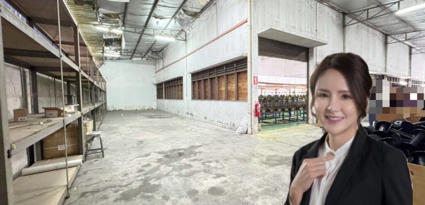 Desa Cemerlang – 1.5 Storey Semi Detached Factory – FOR SALE