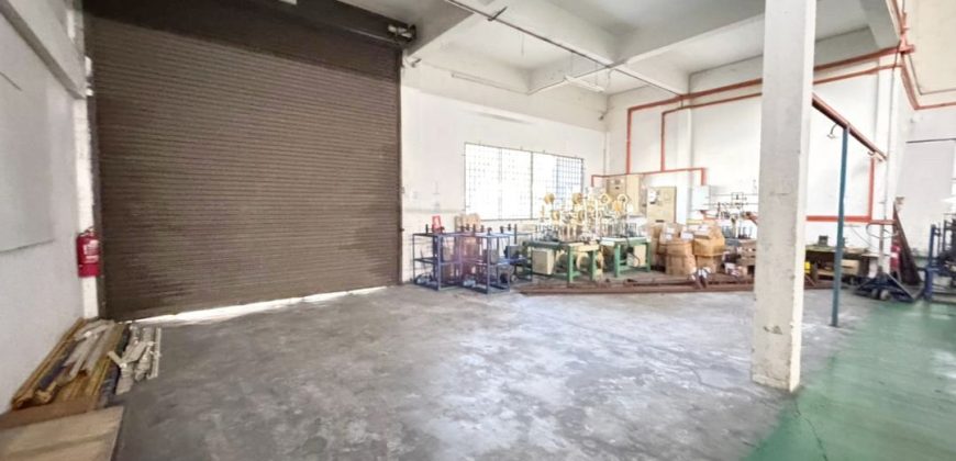 Desa Cemerlang – 1.5 Storey Semi Detached Factory – FOR SALE
