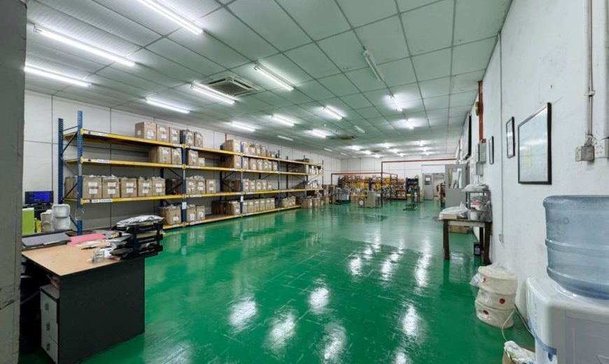 Desa Cemerlang – 1.5 Storey Semi Detached Factory – FOR SALE