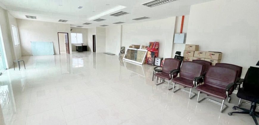 Tampoi – Detached Factory – FOR SALE