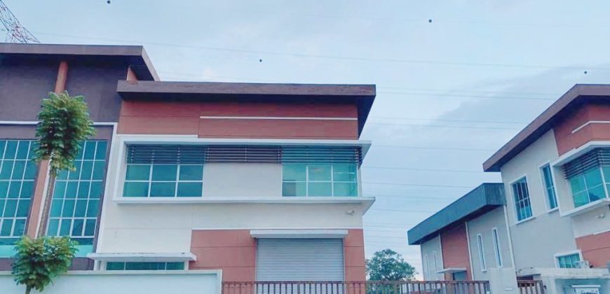 Tiong Nam Industrial Park @ Kempas Lama – 1.5 Storey Semi Detached Factory – FOR SALE