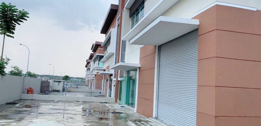 Tiong Nam Industrial Park @ Kempas Lama – 1.5 Storey Semi Detached Factory – FOR SALE