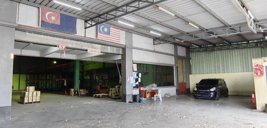 Kawasan Perindustrian Taman Johor – 1.5 Storey Corner Semi Detached Factory – FOR SALE