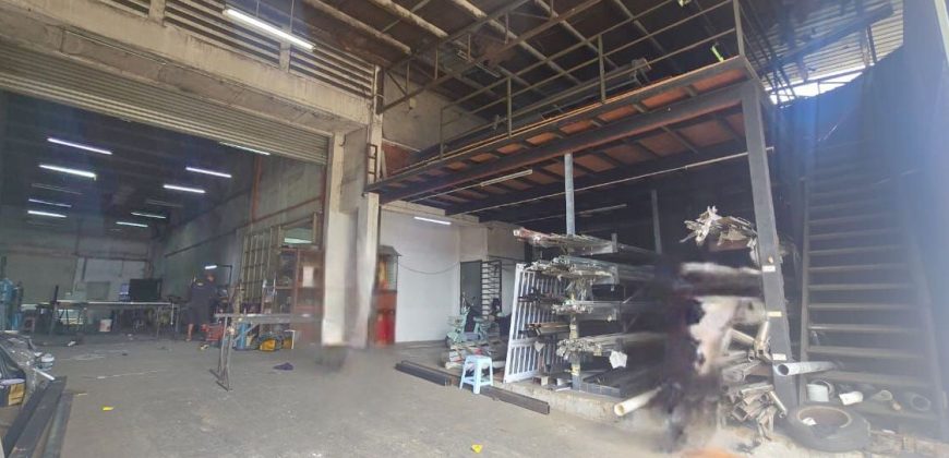 Taman Johor Jaya – 1.5 Storey End Lot Terrace Factory – FOR SALE