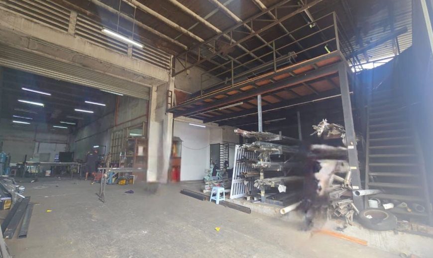 Taman Johor Jaya – 1.5 Storey End Lot Terrace Factory – FOR SALE