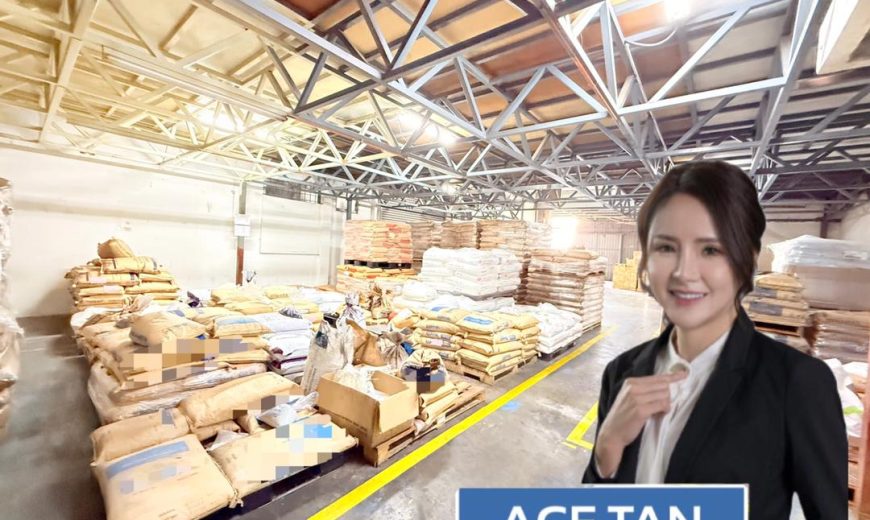 Taman Universiti – 1.5 Storey Semi Detached Factory – FOR SALE