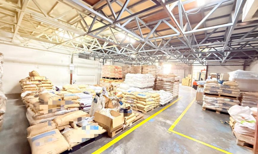 Taman Universiti – 1.5 Storey Semi Detached Factory – FOR SALE