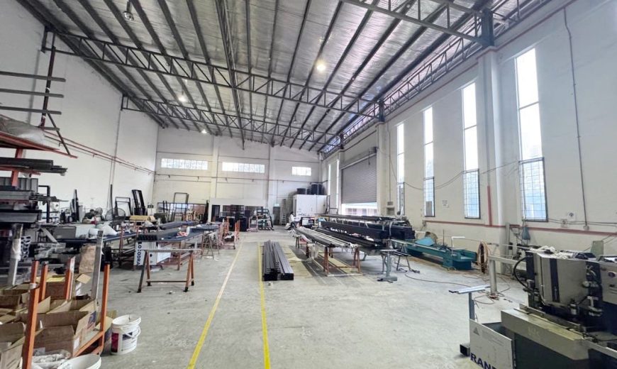 Kawasan Perindustrian Maju Jaya – 1.5 Storey Semi Detached Factory – FOR SALE